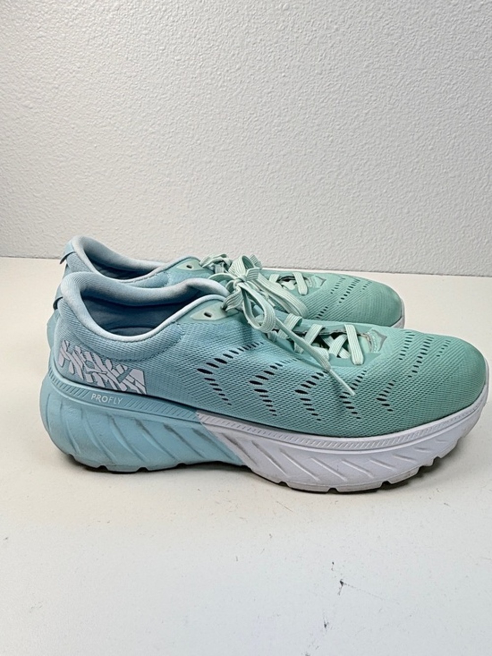 Hoka One One Mach 2 Running Shoes Womens US 8.5 Mint Green Road Athletic Shoes